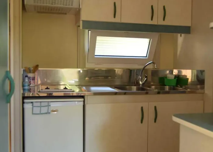 Camping Bungalows, Vega De Francia